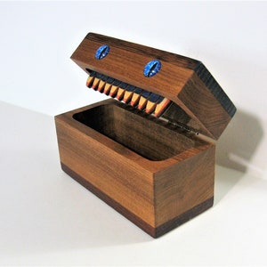 Creature Treasure Box Made Of Four Woods afbeelding 5