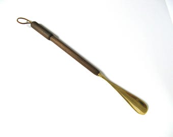 Shoe Horn Long Reach Made Of Walnut Hardwood HD