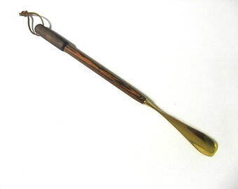 Shoe Horn Long Reach Made Of Bacote And Walnut Wood HD