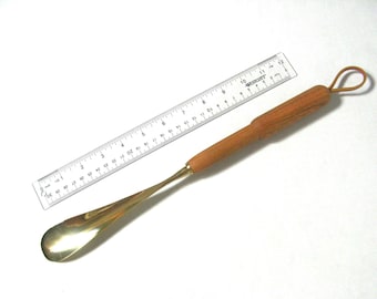 Shoehorn Made of Brass and Cherry Wood HD