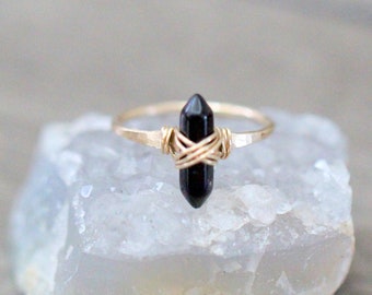 Obsidian Ring in Gold , Pointed Black Crystal Stone Wire Wrapped Ring , Rose Gold , Sterling Silver , Boho Jewelry Gifts - Crest Ring
