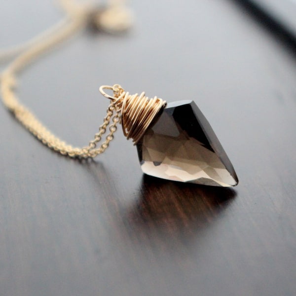 Colar com ponta de flecha em ouro, pingente com pedra preciosa de quartzo fumê, joia boho, rosa de prata esterlina - Arrow