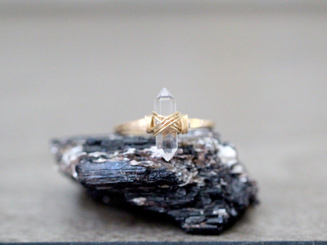 Quartz Point Ring Crystal Quartz Point Ring, Dainty Wire Wrapped Boho Jewelry - Crest - Etsy