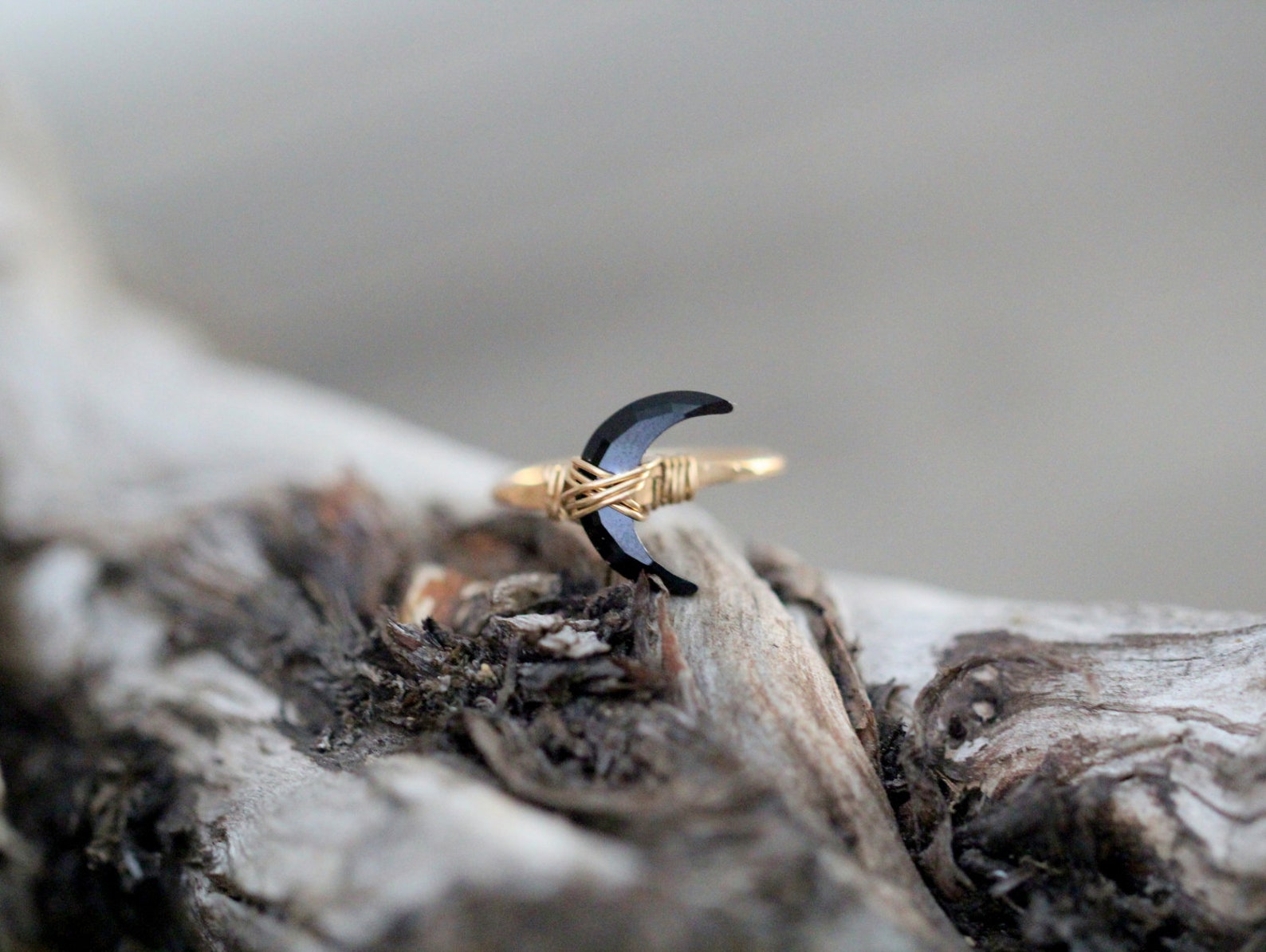 Moon Ring in Gold Crescent Black Agate Stone Wire Wrapped - Etsy