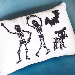 Almohada familiar de esqueletos de Halloween, almohada de esqueletos bailarines, decoración de Halloween, almohada de Halloween, cojín de Halloween, Halloween divertido, regalo