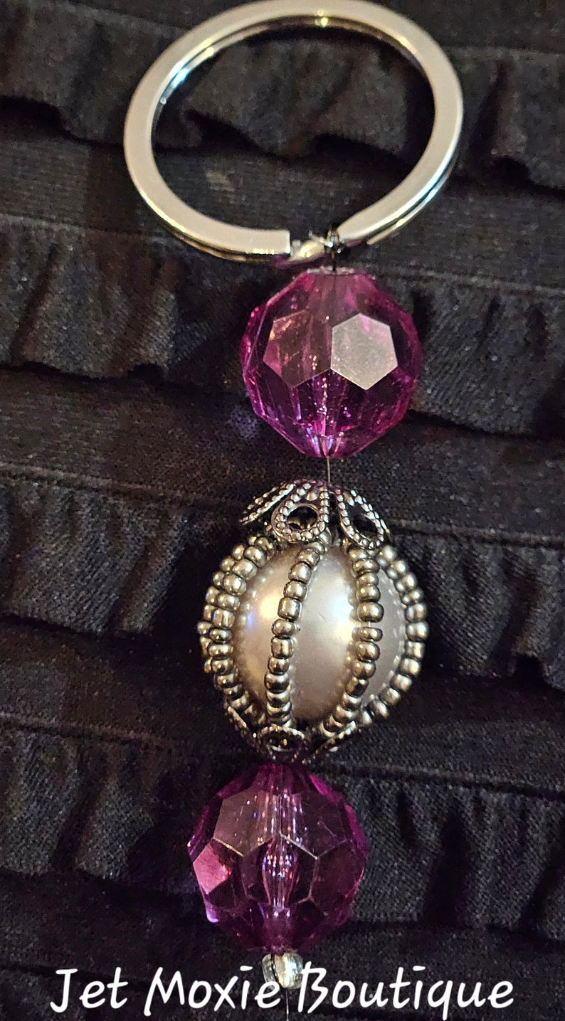 Dazzle Me Keychain. Many Unique Designs Ranging From Classy, Chic, to ...