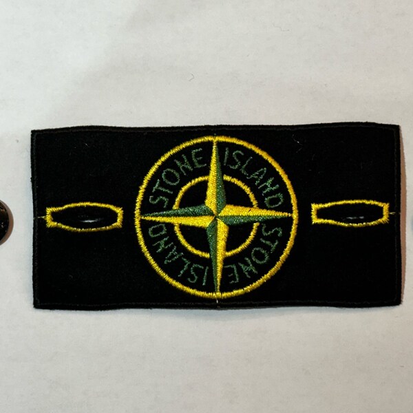 Genuine Stone Island Badge Authentic with 2 buttons