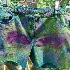 Distressed Shorts Tie Dyed mid rise Jeanology size 14 Aqua Marine Pink Purple Orange Turquoise Yellow Snake Scale Bleached Pattern Shorts image 2