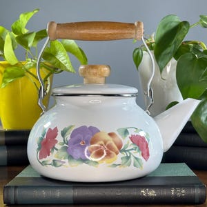Vintage Corelle by Corning Summer Blush Metal Tea Kettle With Wooden Handle Flower Pattern Tea Pot