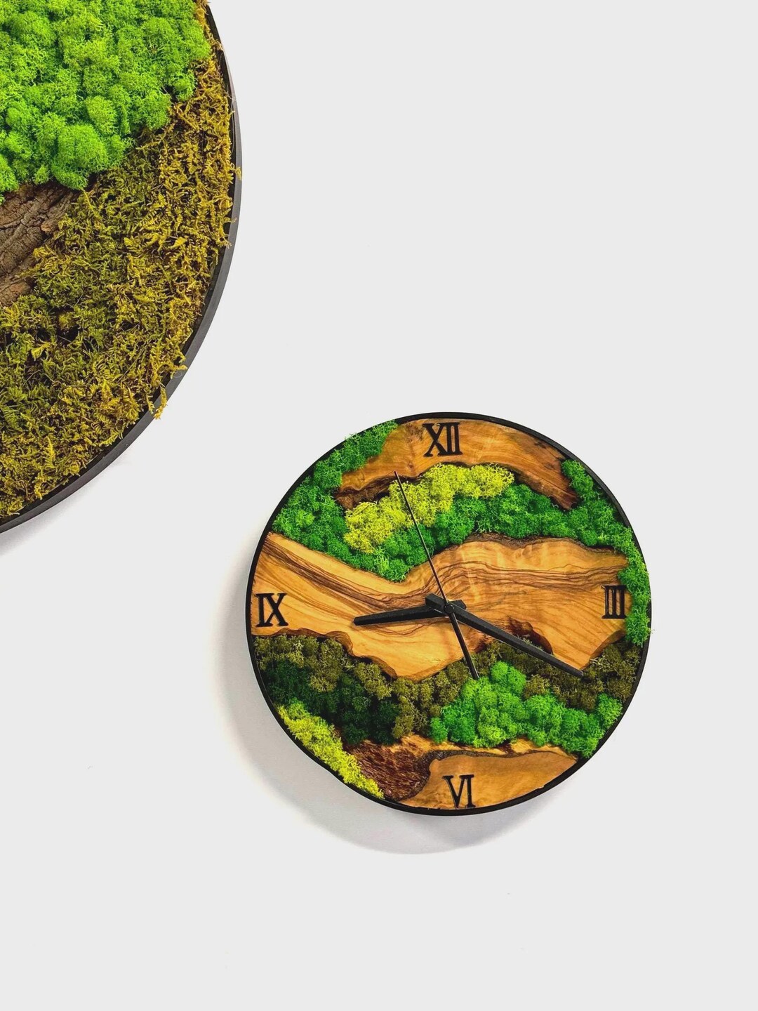 30 Cm Wall Clock Olive Wood & Preserved Moss – Handmade Wooden Moss ...
