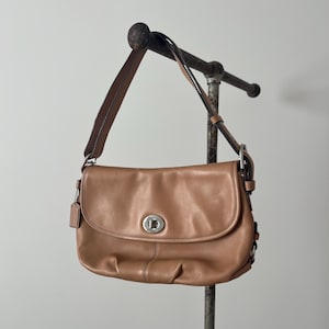 バッグ Vintage Coach Flatiron Flap Bag Brown Vintage Coach Flatiron Flap Bag Brown NNNi26 | eBay