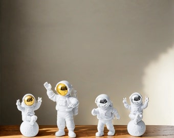 Set Of 3 Astronaut Figure Statues For Space Lovers Sculpture Modern Art Figurine Home Office Desk Decor