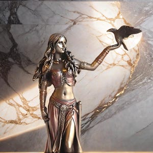 Keltische Göttin Morrigan Statue - Wicca Wohnkultur Figur für Meditationsräume & Altar | Heidnischer Gott Skulptur - Keltische Mythologie Morrigan