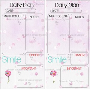 Può includere: Due fogli di pianificazione giornaliera identici con uno sfondo viola chiaro caratterizzato da motivi circolari rosa in stile bokeh. Ogni foglio include sezioni etichettate Daily Plan, Date, Might Do List, Notes, Dinner, Important, uno Smile turchese e un fiore rosa.