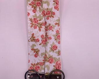 Rose Wristlet, Sweet Rose Glow Wristlet, Handmade Flower Wristlet, Cute Womens Wristlet, Car Keychain Wristlet