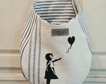 Grande poche murale, silhouette de fille et de ballon