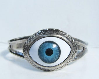 Silver Evil Eye Cuff Bracelet - 6 1/2 - 7" - 2574