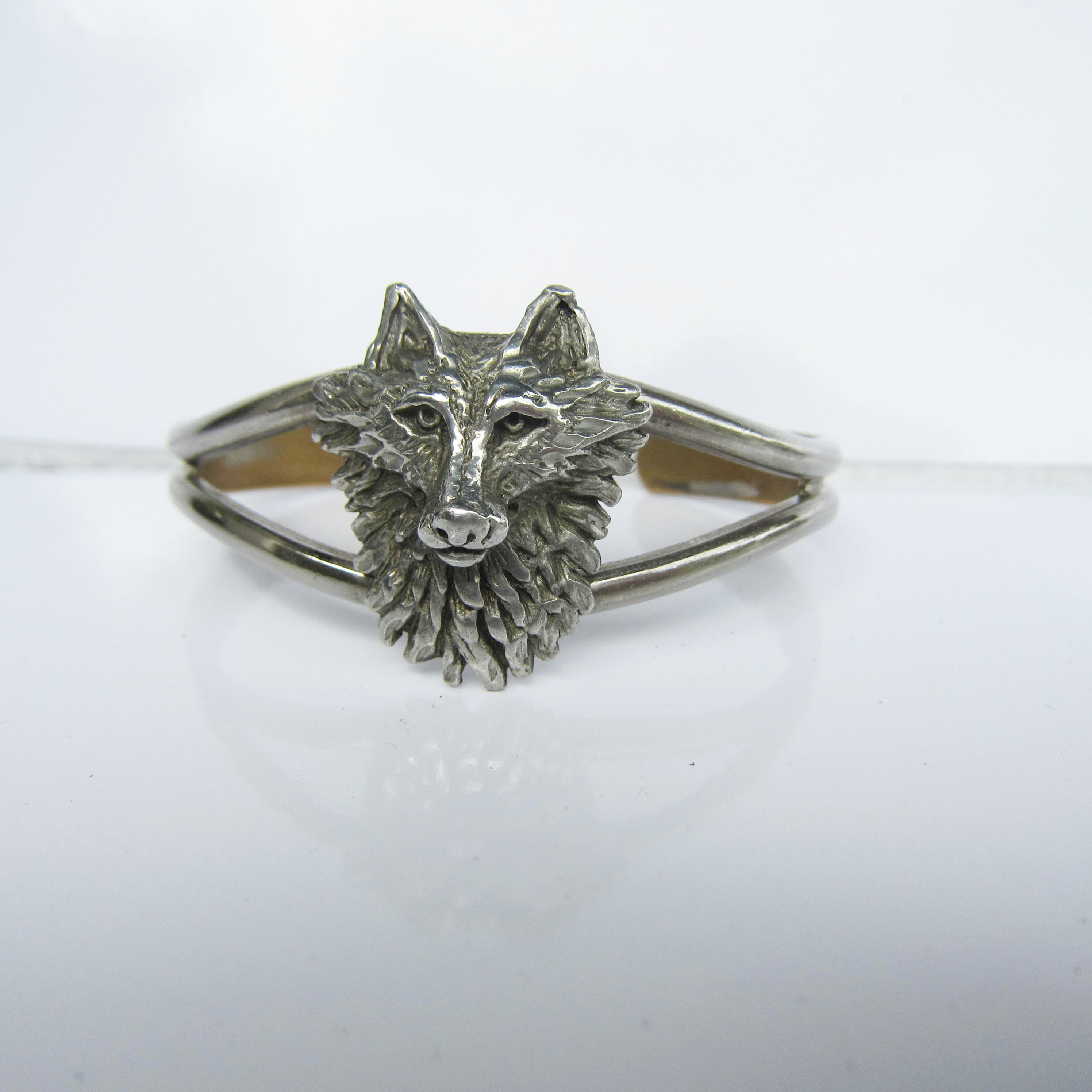 wolf silver bracelet