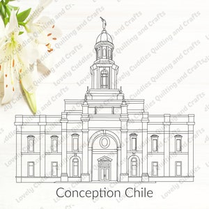 Puede incluir: Un dibujo en blanco y negro de un edificio de iglesia con un alto campanario y una gran entrada arqueada. El texto "Concepción Chile" está escrito debajo del edificio.