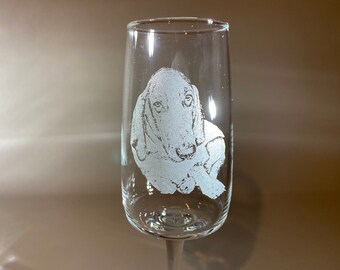 Engraved champagne flute with photo. Birthday or wedding gift. Personalized engraving. Personalized glass.