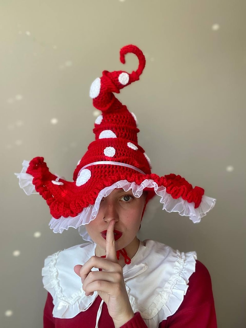 Crochet witch mushroom hat pattern, halloween costume crochet pattern, wizard hat, wicked crochet pattern, twisted hatter, whimsical pattern