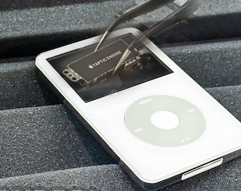 Apple iPod Classic - 第5世代、クリア＋ブラック 2 (3000mAh