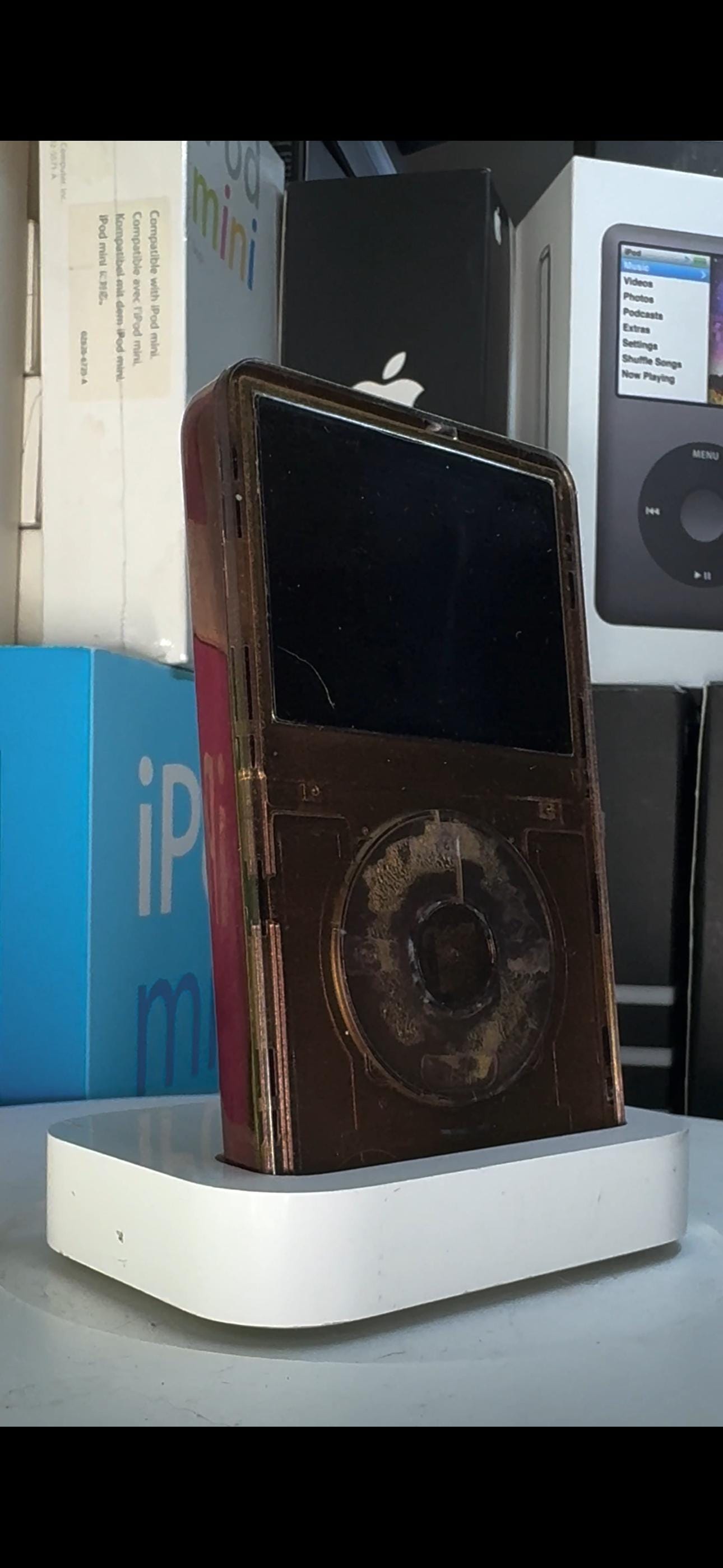 1TB Iridescent Ipod Classic: Pink to Gold Color Shift, Rose Gold