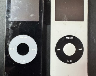 Sale ! APPLE IPOD Silver A1367 A 1367 4th Gen 8gb Touch