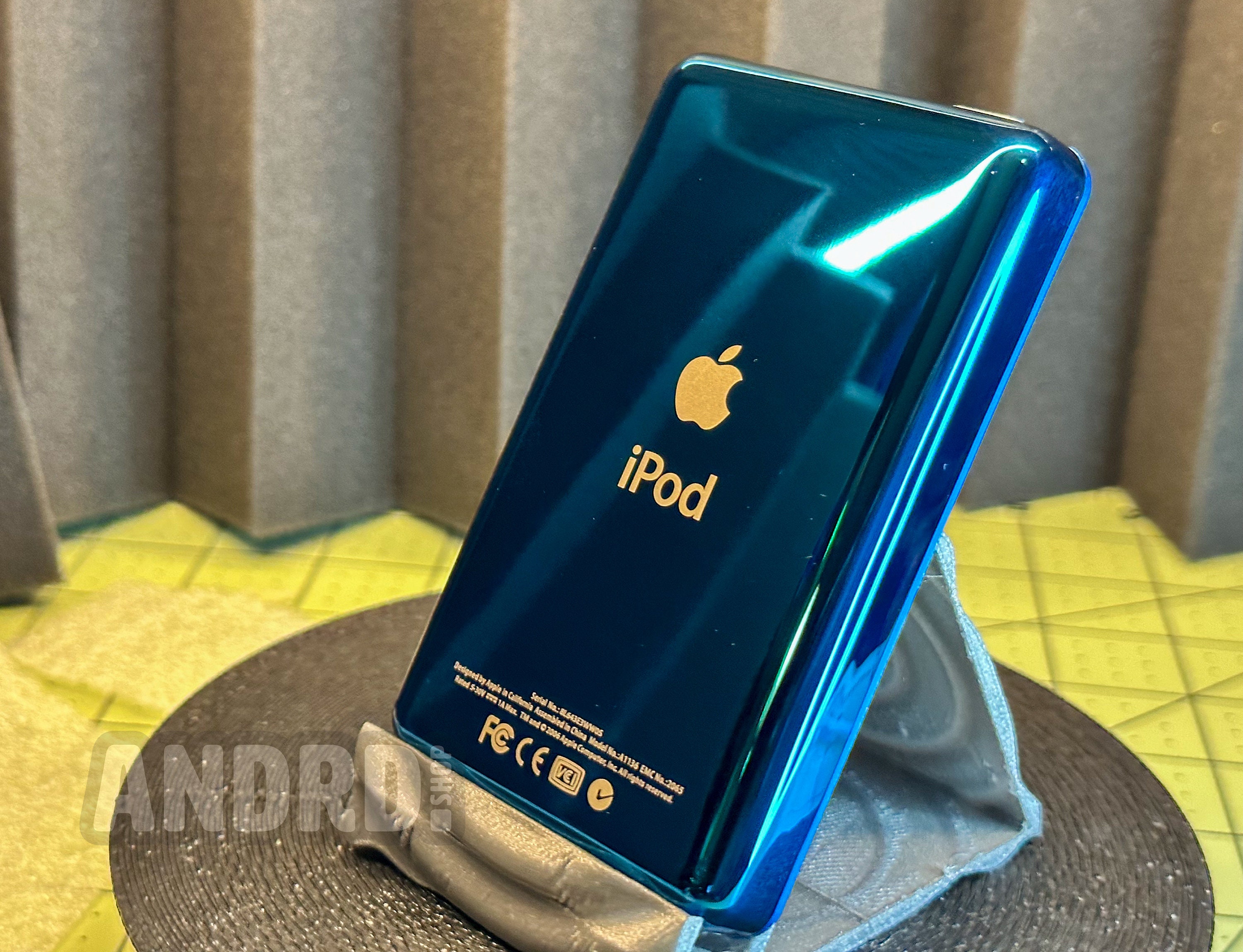 Custom 512GB-2TB Alĺ Blue Ipod Classic 7th Gen - 3000mah Battery