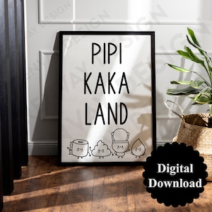 Puede incluir: Arte de pared imprimible en blanco y negro con el texto "Pipi Kaka Land" e ilustraciones de dibujos animados de un rollo de papel higiénico, una pila de caca, una persona con un cubo en la cabeza y una gota de agua.