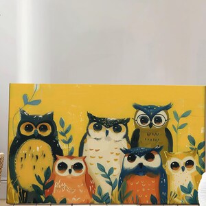 Illustrazione di gufi, natura, arte per la cameretta dei bambini, stampa artistica da parete, regali per bambini, amici gufi colorati, arte da parete con cartoni animati