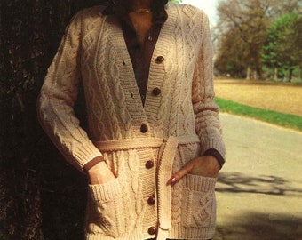 Vintage Ladies Classic Jacket / Cardigan, 34"-40" Bust, DK, Knitting Pattern 70s (PDF) Patons 2445