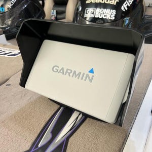 Pare-soleil sonar Shield pour Garmin Echomap UHD et UHD2 93sv - Protection d'écran toutes saisons et réduction des reflets