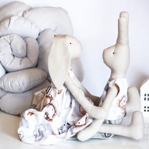 Conejito Tilda – Decoración de conejito para habitación infantil – Muñeco de conejo de tela – Liebre Tilda hecha a mano – Conejito de peluche – Conejo Tilda
