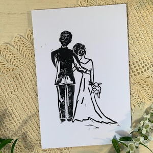 "Handgefertigte ""Just Married"" Blockprint Karte: Handgeschnitzter und gedruckter Linolschnitt zur Hochzeit." Hochzeit, erster Jahrestag, Verlobungsgeschenk