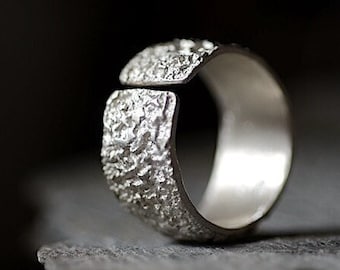 OXYDE - adjustable silver band, raw finish, rich texture ring: Wabisabi inspired design