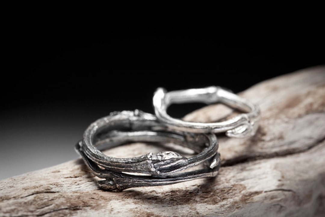 How To Stack Wedding Rings 101 – Everything You Need To Know – Raymond Lee  Jewelers