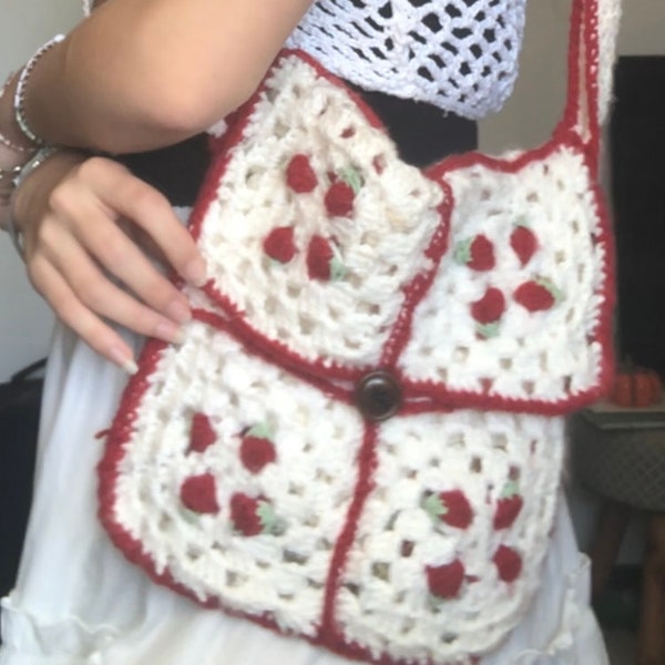 Small crochet strawberry bag