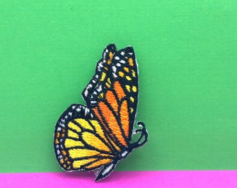 モナークバタフライパッチ、鮮やかなオレンジと黄色の刺繍パッチ、面白いパッチ、美しいアイロン接着パッチ、ジャケット/バッグ/DIYプロジェクト用