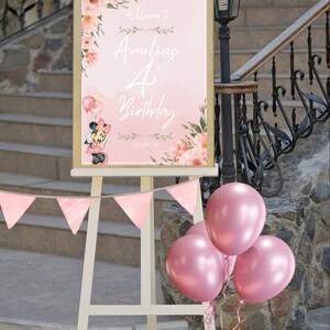 Letrero de bienvenida personalizado de Minnie Mouse con flores rosas - Diseño digital editable - Descarga instantánea - Fiesta de cumpleaños de Minnie Mouse