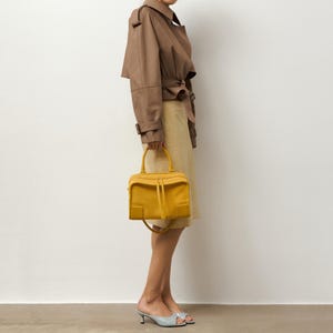 Gelbe Wildleder-Umhängetasche, Sommerhandtaschen, echte Wildleder-Einkaufstasche, Damen-Top-Grifftaschen Bild 18
