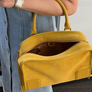 Gelbe Wildleder-Umhängetasche, Sommerhandtaschen, echte Wildleder-Einkaufstasche, Damen-Top-Grifftaschen Bild 10