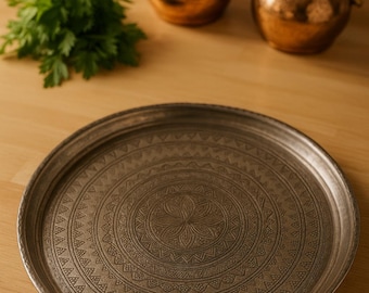 Handmade Turkish Copper Tray – Rich Motifs – Elegant Serveware for Tables – Various Sizes for Delightful Presentations