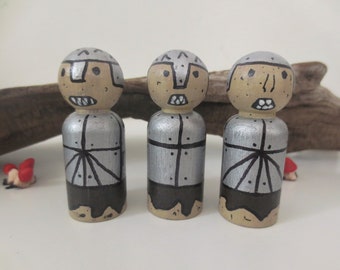 Peg Doll Set Fairy Tale Pegs Troll Knights Fairytale Toys, Hand Painted Pegs, Wooden Peg dolls, Magical Pegs, Peg Toys, Goblins 3 Peg People