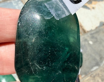New Item | Natural Fluorite Palm Stone Green and Rainbow Fluorite Pocket Stone Stress Support Crystal Polished Mineral for Calming Clarity