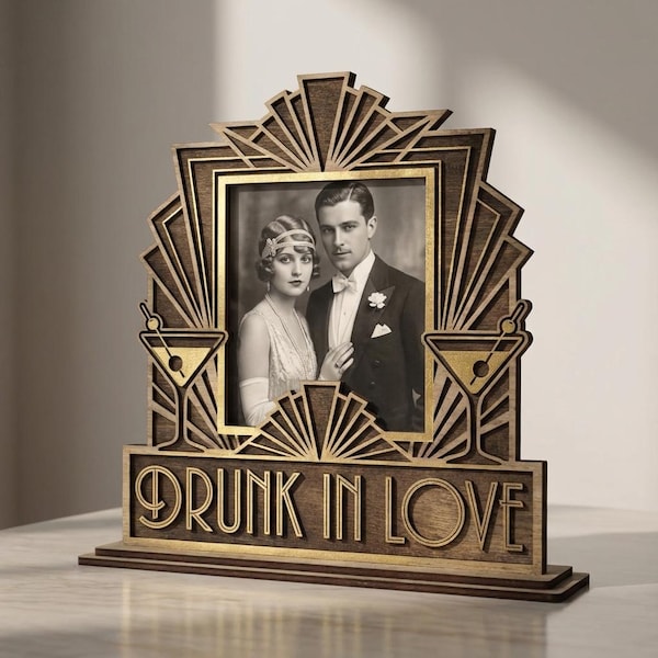 Cadre photo en bois Art déco personnalisé Ivre d'amour, thème cocktail, décoration de mariage, style vintage, affichage de photos, pièce maîtresse de la fête des années 20 rugissantes