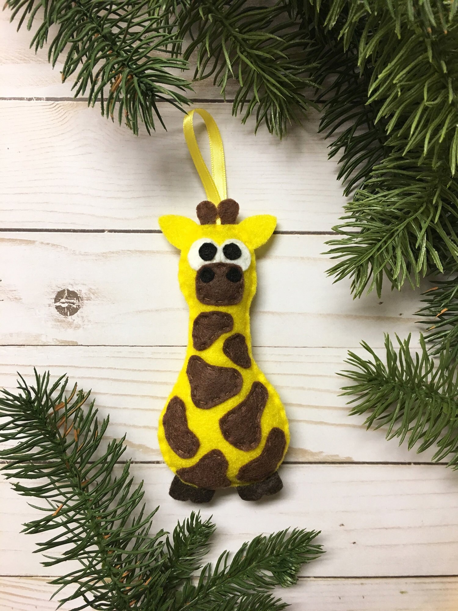 Giraffe Ornament, Christmas Ornament, Gertie the Giraffe