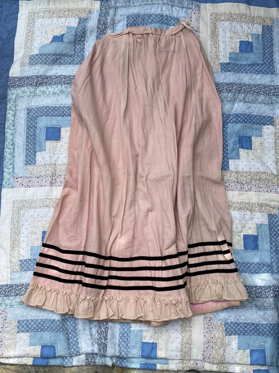 Victorian / Edwardian pink wool skirt
