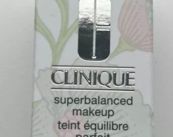 Clinique superbalanced foundation CN52 Neutral