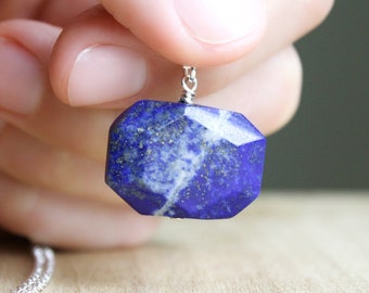 Lapis Lazuli Necklace for Solid Judgement and Inner Strength